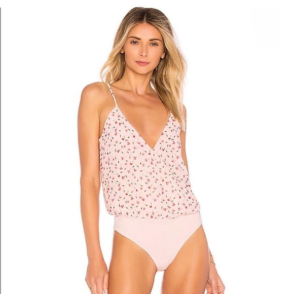 WORN ONCE L’Academie LA Revolve Pink Floral Surplice Bodysuit Sz Medium - Picture 2 of 13